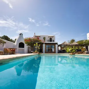 Villa Verru, San Antonio Abad