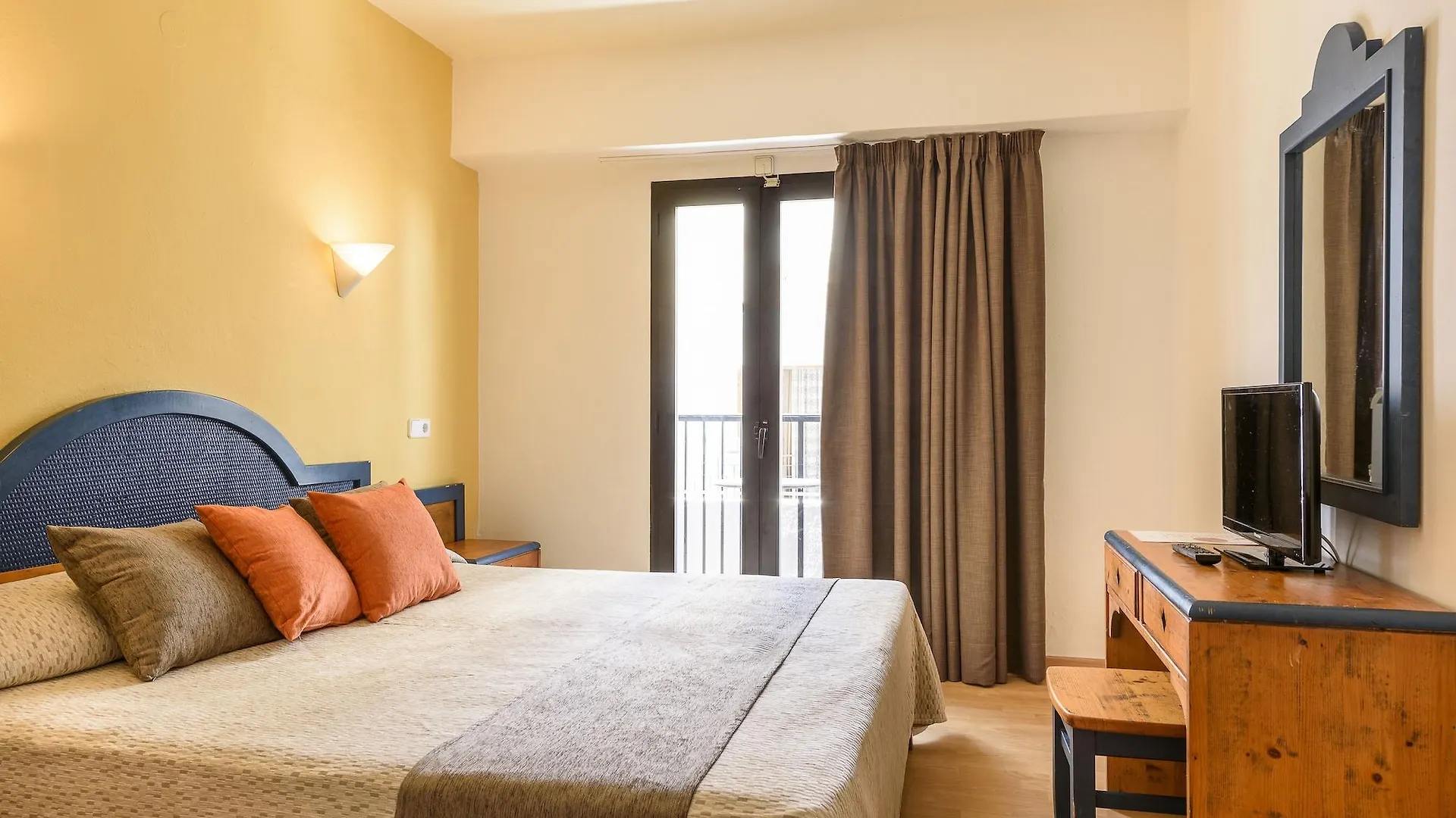 Hotel Florencio Ibiza San Antonio  2*, San Antonio (Ibiza) Spanje
